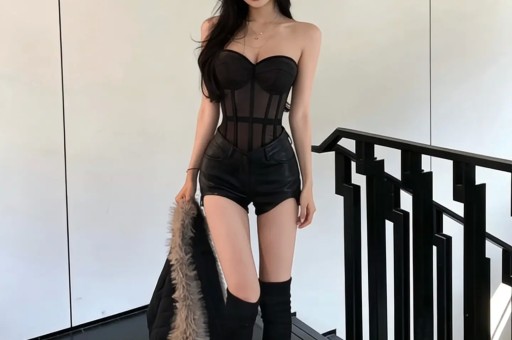 原来她早已结婚丈夫是国家一级演员如今定居上海被家人宠成宝